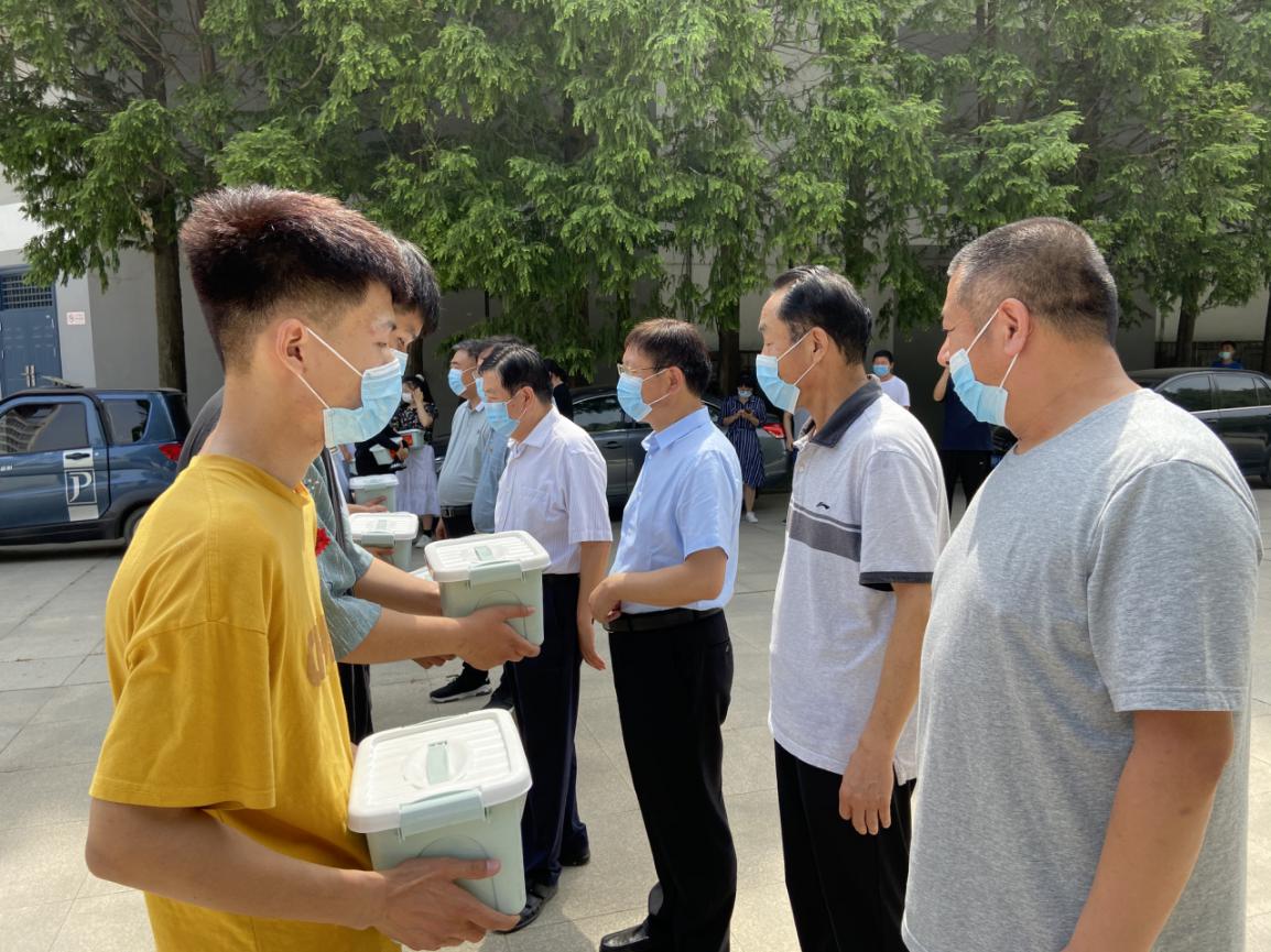 e671bd9467131e4acd3be1af2006f14